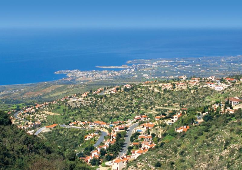 Cypryjski rynek nieruchomości kusi inwestorów