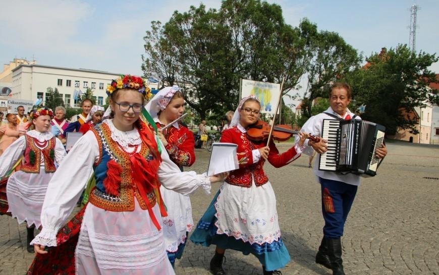 XXIII Midzynarodowy Festiwal Folklorystyczny „wiat pod Kyczer”
